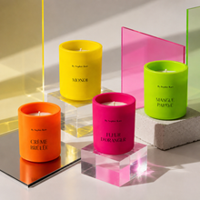 Charger l'image dans la galerie, Bougie parfumée "NEON"